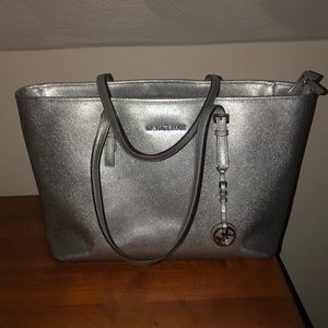 Michael Kors Tote